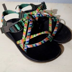 Chacos youth size 4